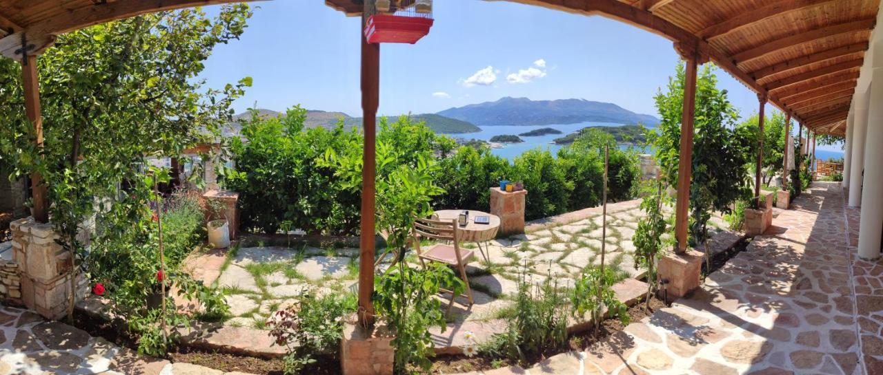 John'S Guesthouse Ksamil Exterior foto