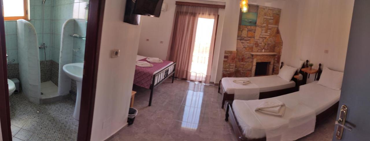 John'S Guesthouse Ksamil Exterior foto