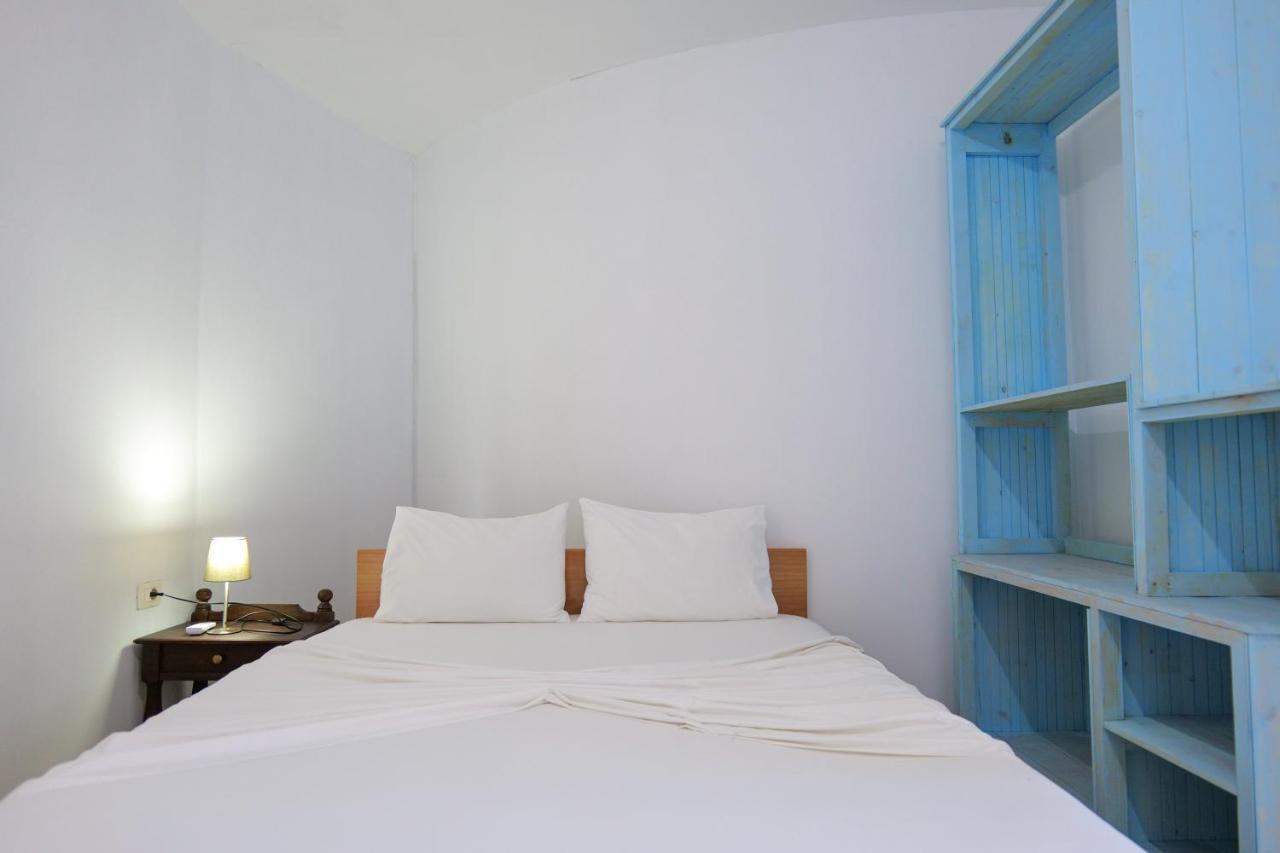John'S Guesthouse Ksamil Exterior foto