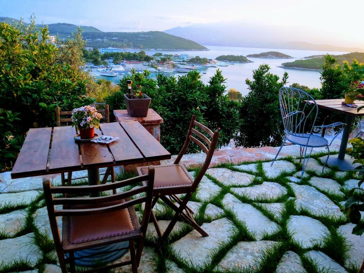 John'S Guesthouse Ksamil Exterior foto